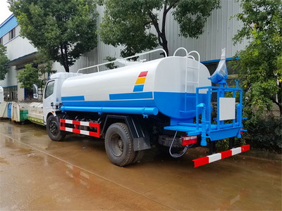 東風5噸灑水車 環衛車輛的卓越選擇