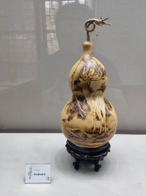 玲瓏百態(tài)，匠心傳承 葫蘆工藝美術品的收藏與鑒賞